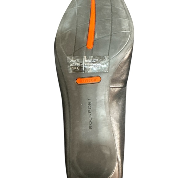 Rockport Black Heels Sleek Minimalist Design - Picture 4 of 8